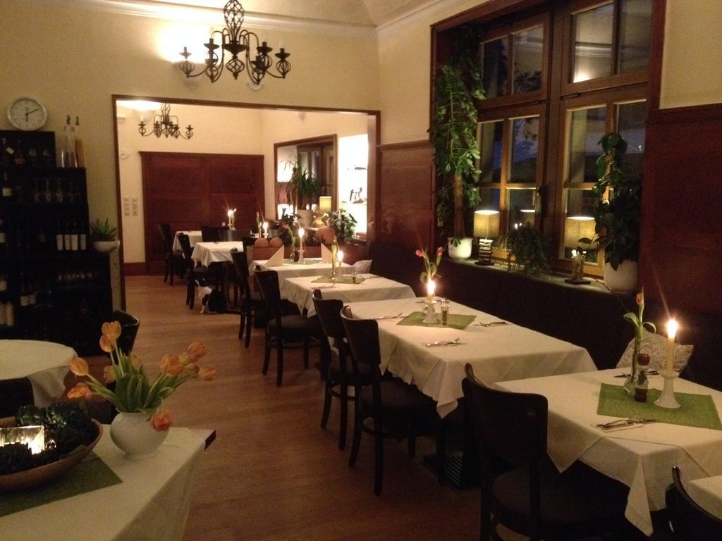 Linde Restaurant&Hotel Nußloch Buitenkant foto
