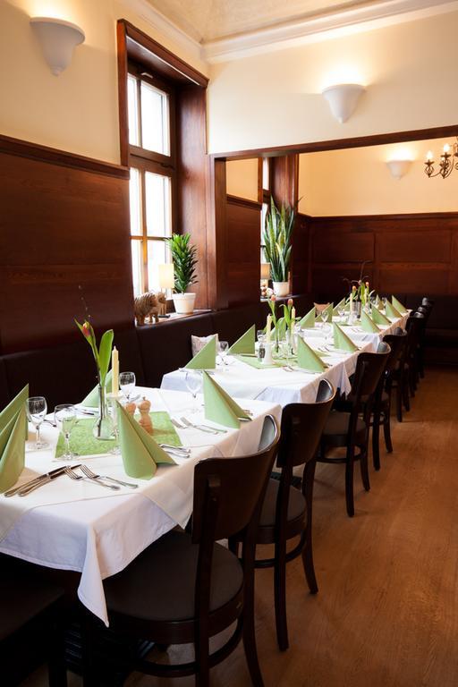 Linde Restaurant&Hotel Nußloch Buitenkant foto
